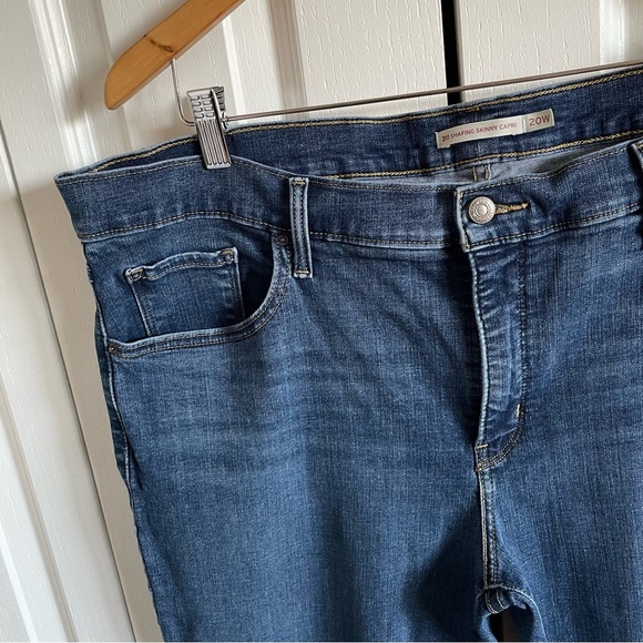 Levi’s 311 Shaping Skinny Capri Pants Women’s Plus Size 20W Blue Med Wash Cuffed - Picture 3 of 13